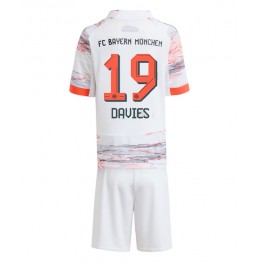 Bayern Munich Alphonso Davies #19 Uit tenue Kids 2025-26 Korte Mouw (+ Korte broeken)
