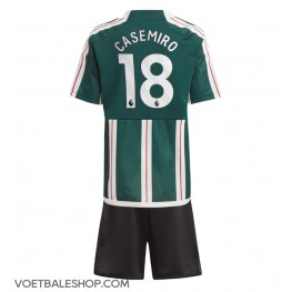 Manchester United Casemiro #18 Uit tenue Kids 2023-24 Korte Mouw (+ Korte broeken)