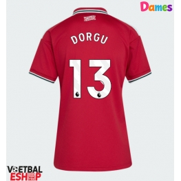Manchester United Patrick Dorgu #13 Thuis tenue Dames 2026-27 Korte Mouw