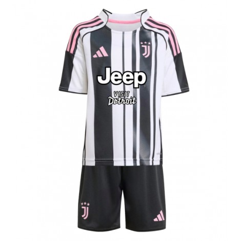 Juventus Pierre Kalulu #15 Thuis tenue Kids 2025-26 Korte Mouw (+ Korte broeken)