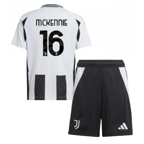 Juventus Weston McKennie #16 Thuis tenue Kids 2024-25 Korte Mouw (+ Korte broeken)