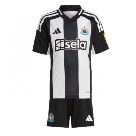 Newcastle United Sven Botman #4 Thuis tenue Kids 2024-25 Korte Mouw (+ Korte broeken)